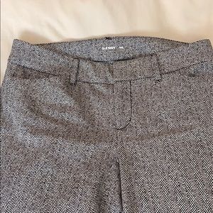 Old Navy Mid Rise Pixie Full Length Pants